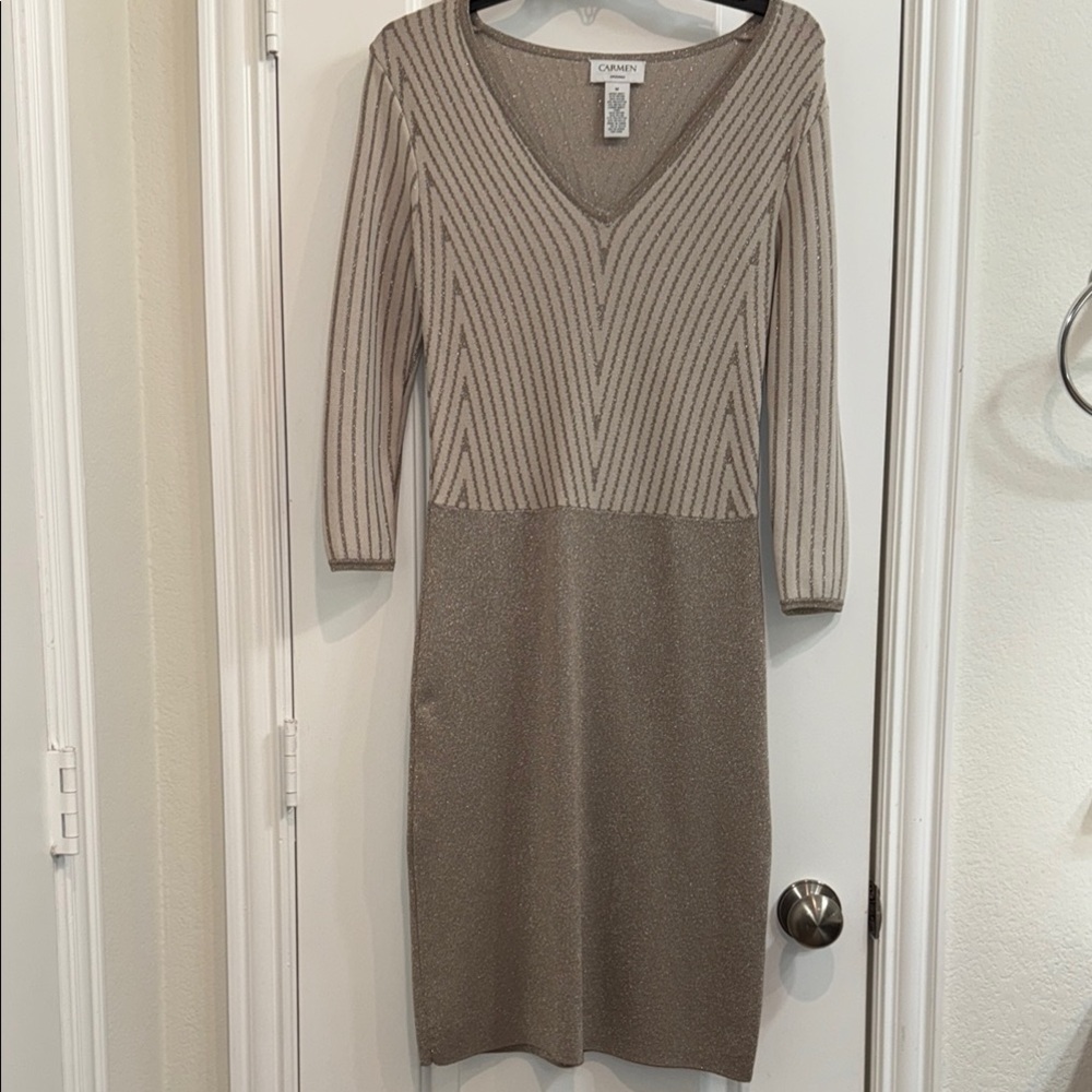 Carmen Marc Valvo Beige Long Sleeve Dress